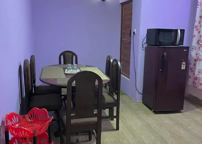 Raniban Serenity Apartamento